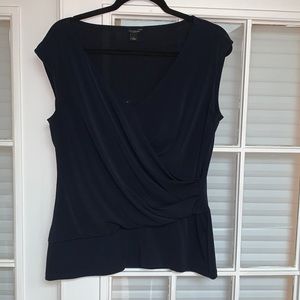 Ann Taylor Sleeveless Blouse, size Large, Navy